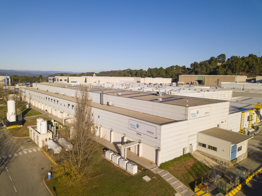Hitachi fabrica