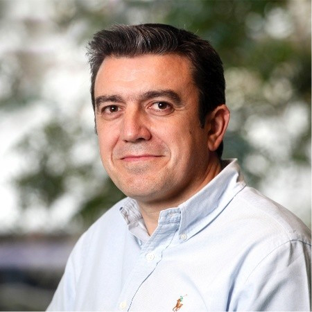 Adolfo Barroso de Schneider Electric