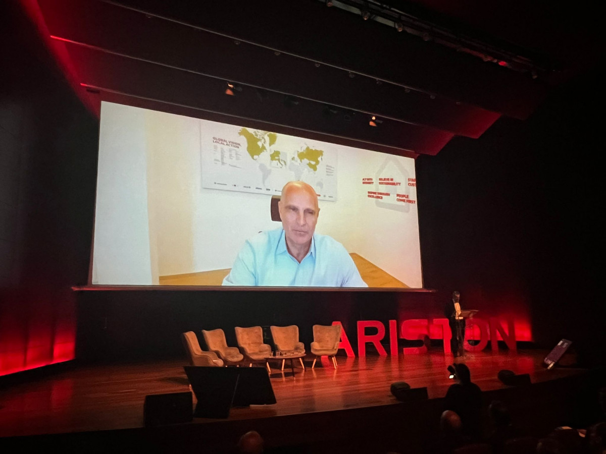 Ariston 30 aniv 4